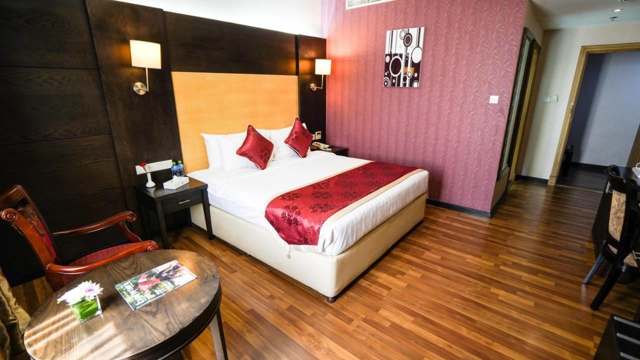 Juffair Gate Отель 4*