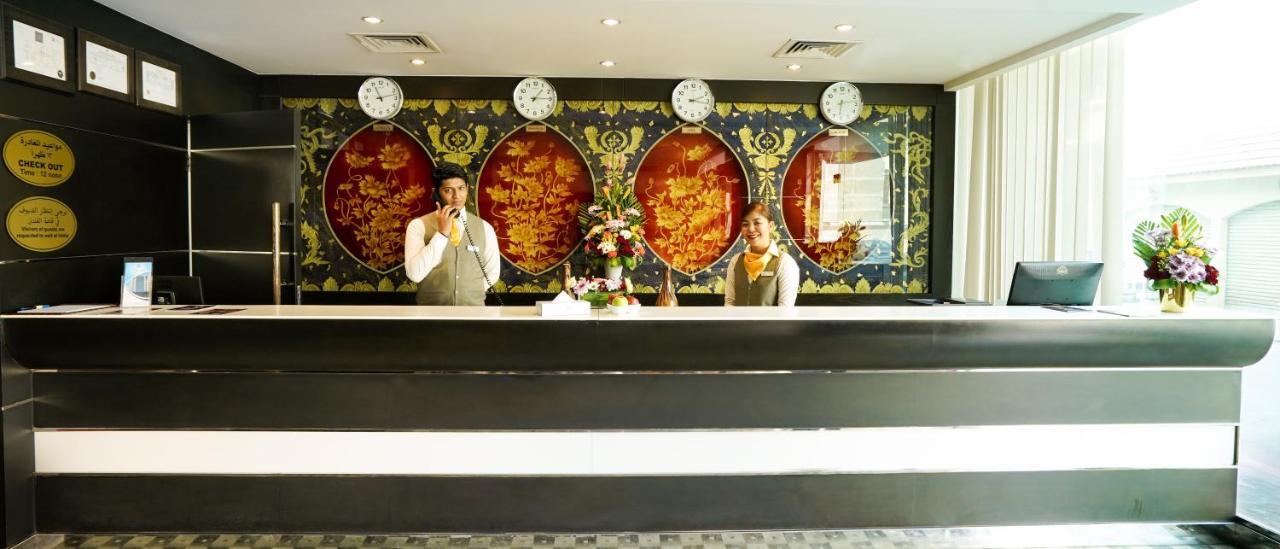 Отель Juffair Gate 4*