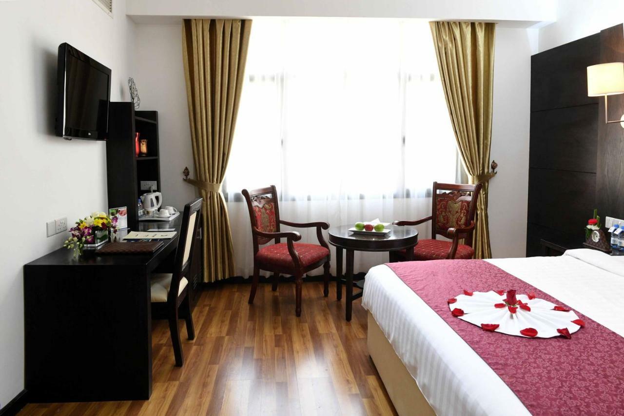 Juffair Gate 4* Манама